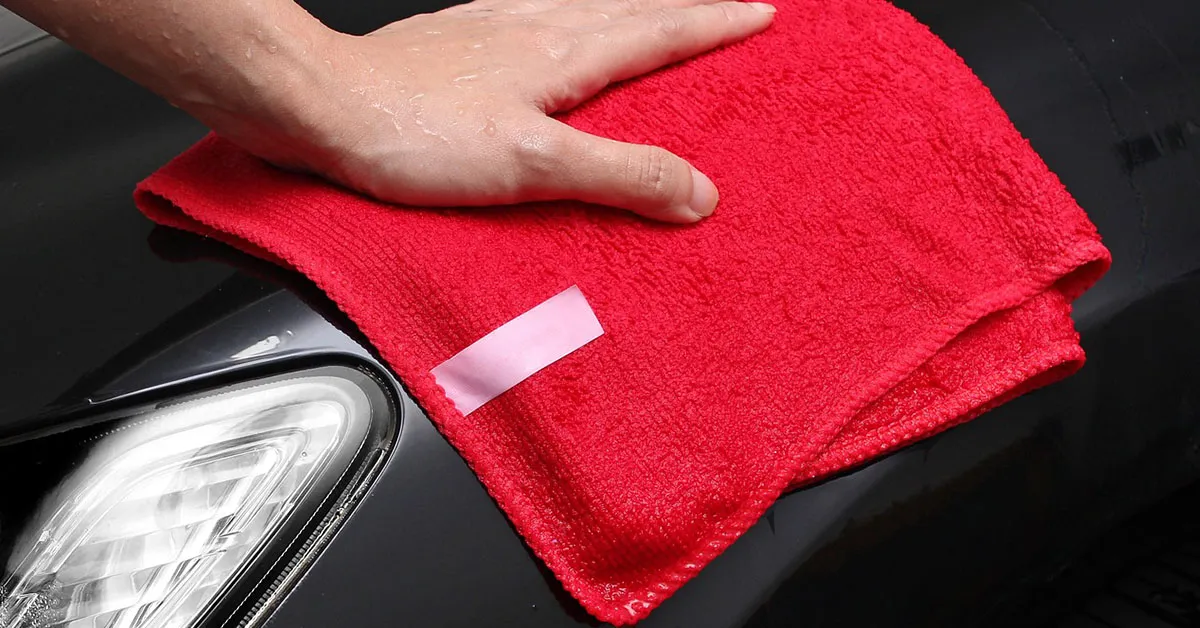 Car Drying 101 Chamois vs Microfiber Towels vs Blowers
