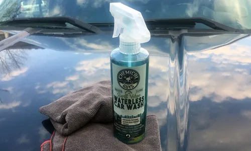 Chemical Guys Swift Wipe Complete Waterless Car Wash Eay Spray and Wipe  Formula 16oz